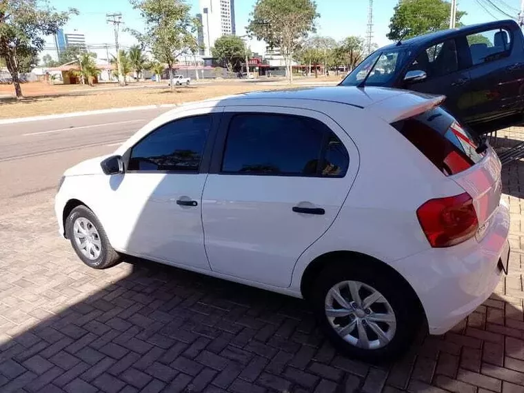 Volkswagen Gol Branco 2