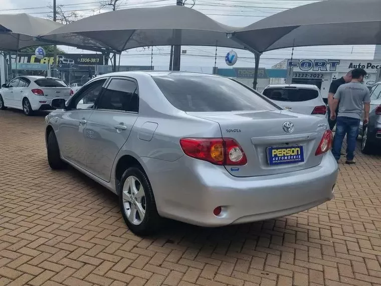 Toyota Corolla Prata 1