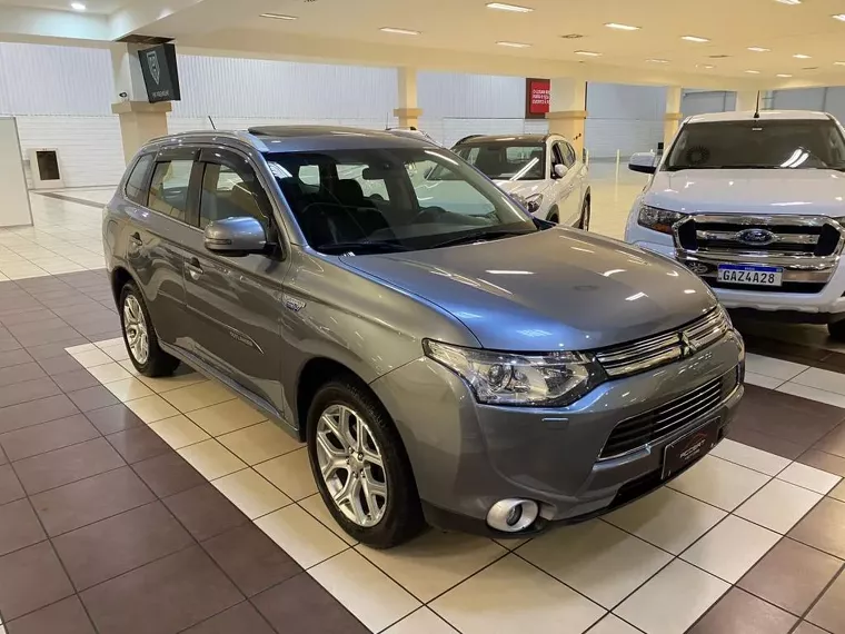 Mitsubishi Outlander Cinza 7