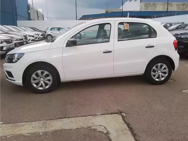 Volkswagen Gol Branco 1