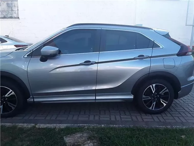 Mitsubishi Eclipse Cross Prata 14