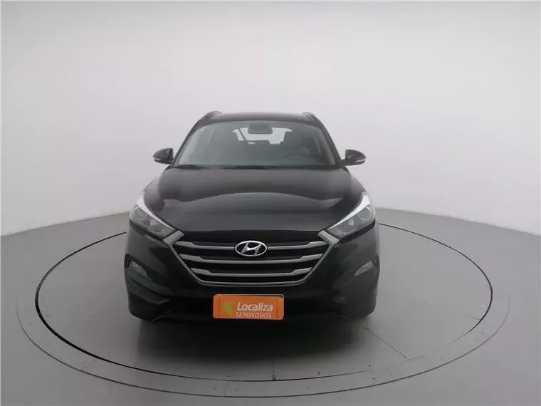 Hyundai Tucson Preto 19