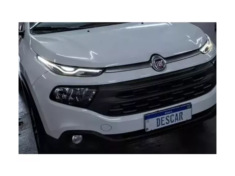 Fiat Toro Branco 9