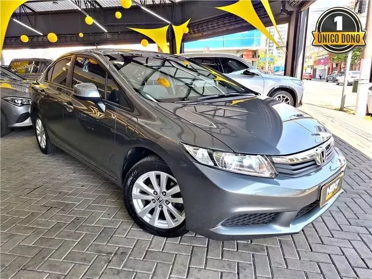 Honda Civic Cinza 17