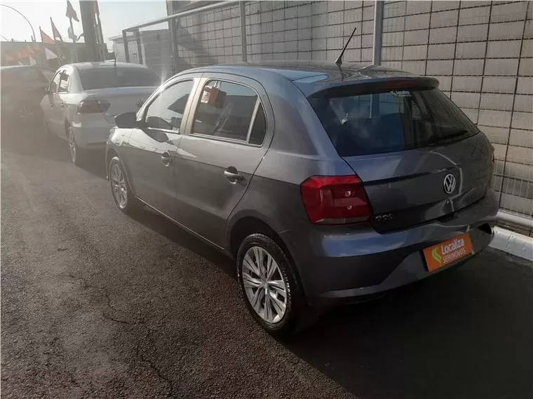 Volkswagen Gol Cinza 8