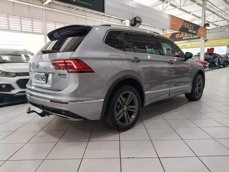 Volkswagen Tiguan Prata 9