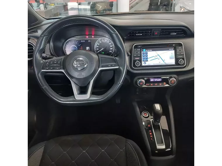 Nissan Kicks Preto 8