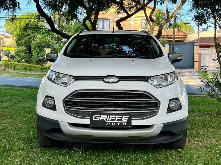 Ford Ecosport Branco 14