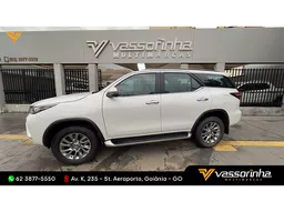 Toyota Hilux SW4
