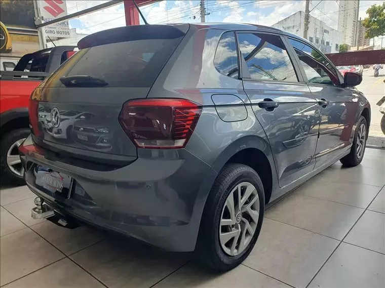 Volkswagen Polo Hatch Cinza 1