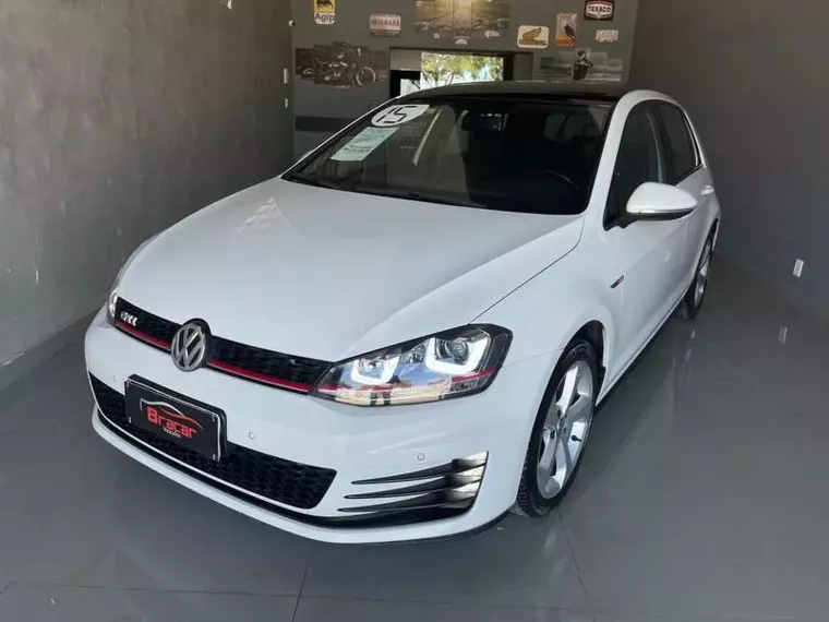 Volkswagen Golf Branco 1