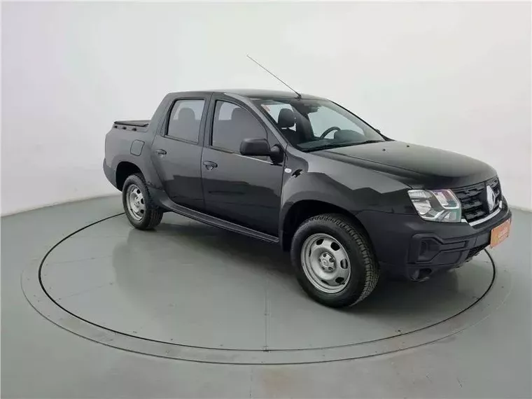 Renault Duster Oroch Preto 7