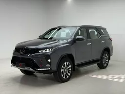 Toyota Hilux SW4
