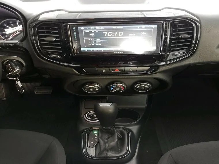 Fiat Toro Branco 18