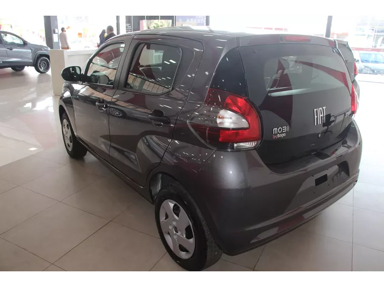 Fiat Mobi Cinza 5