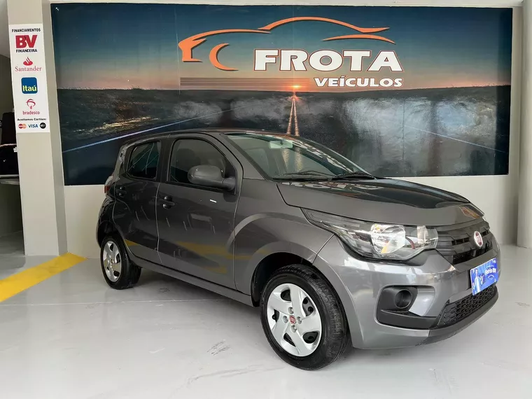 Fiat Mobi Cinza 6