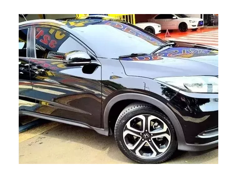 Honda HR-V Preto 4