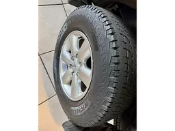 Toyota Hilux SW4