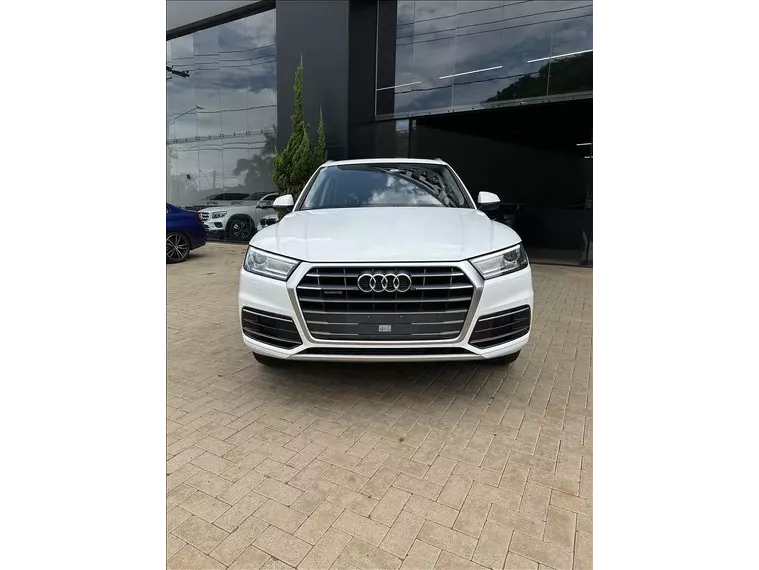 Audi Q5 Branco 9