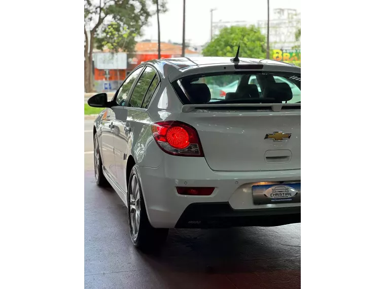 Chevrolet Cruze Branco 10