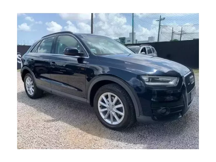 Audi Q3 Azul 8