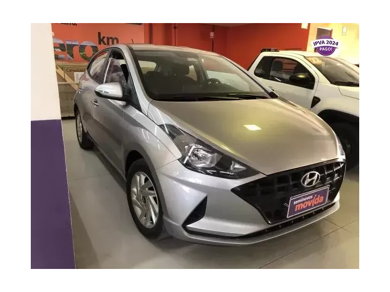 Hyundai HB20 Prata 4