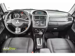 Mitsubishi Pajero TR4