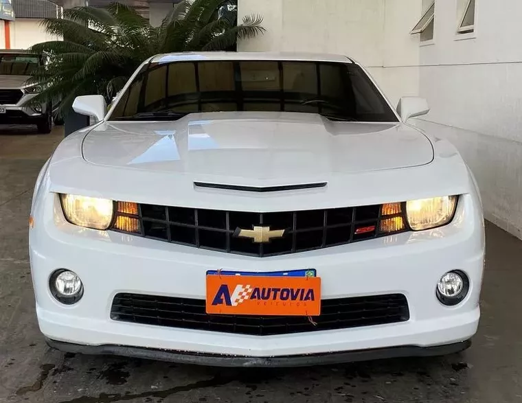 Chevrolet Camaro Branco 20