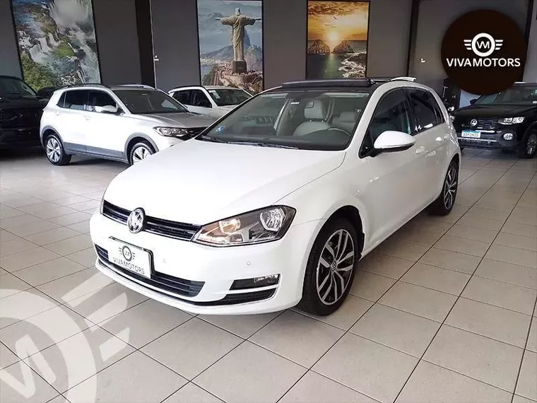 Volkswagen Golf Branco 4