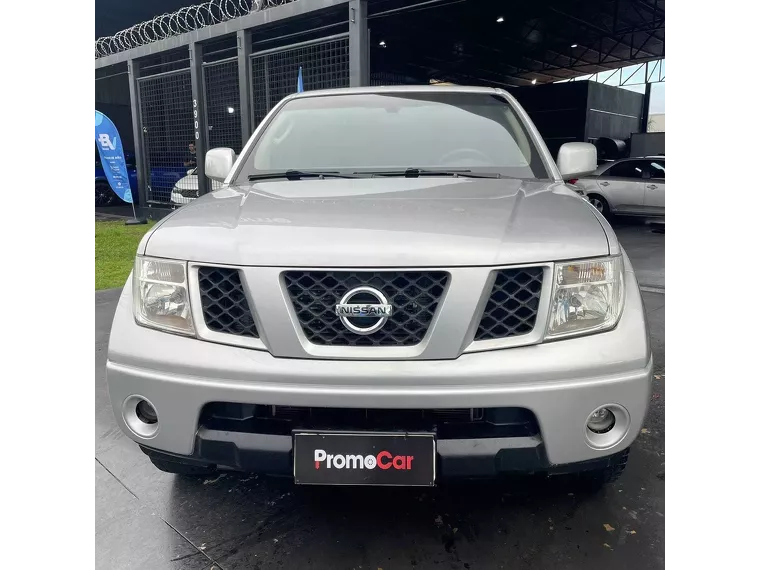 Nissan Frontier Cinza 5