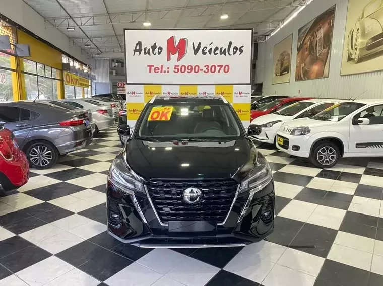 Nissan Kicks Preto 8