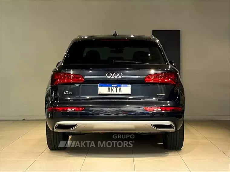 Audi Q5 Azul 15