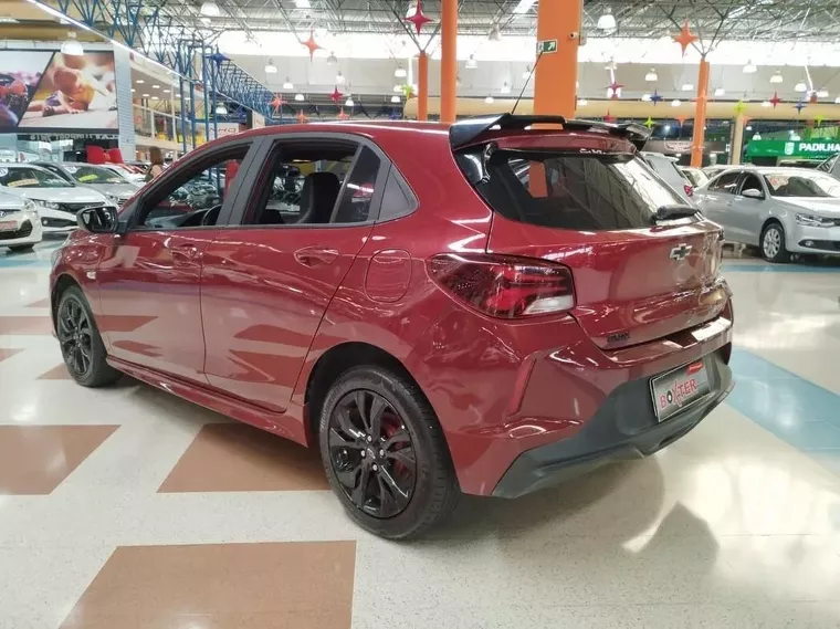 Chevrolet Onix Vermelho 17