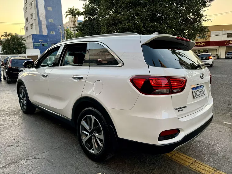 KIA Sorento Branco 7