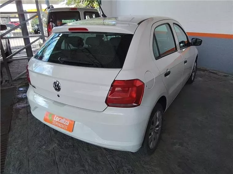 Volkswagen Gol Branco 6