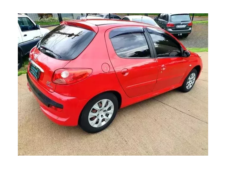 Peugeot 207 Vermelho 8