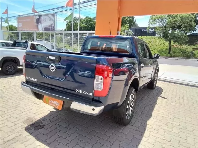 Nissan Frontier Azul 10