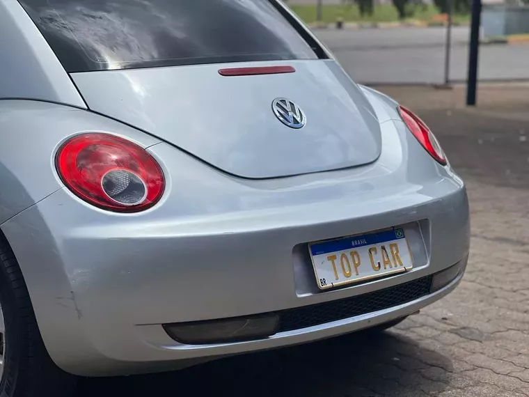 Volkswagen New Beetle Prata 4