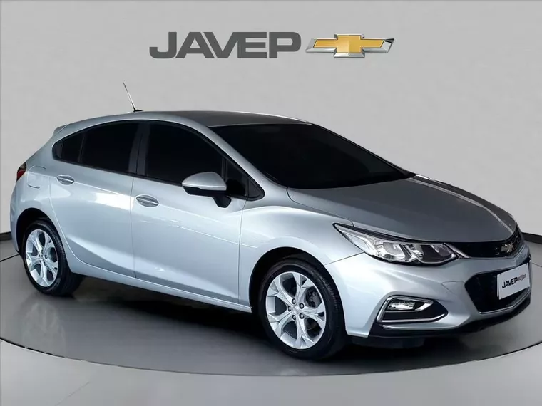 Chevrolet Cruze Prata 1