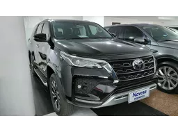 Toyota Hilux SW4