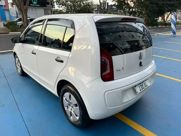 Volkswagen UP Branco 3