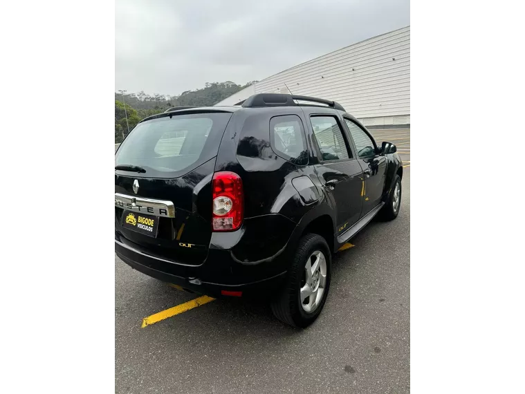 Renault Duster Preto 9