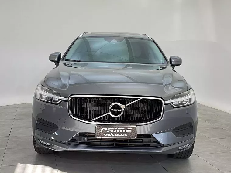 Volvo XC60 Cinza 19