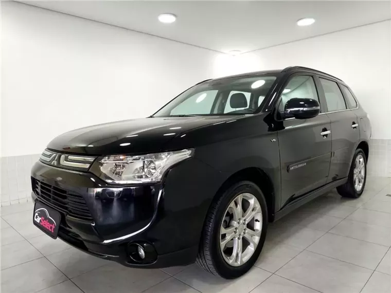 Mitsubishi Outlander Preto 9