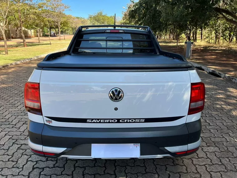 Volkswagen Saveiro Branco 12