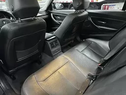 BMW 328i