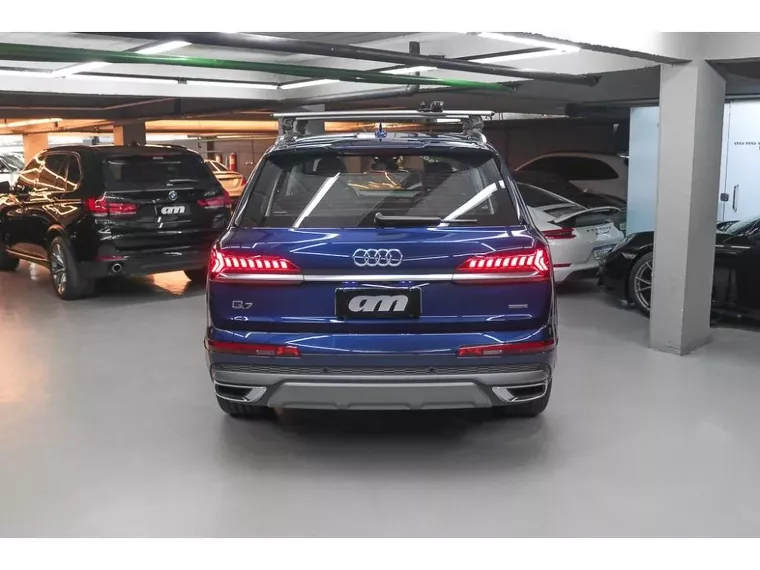 Audi Q7 Azul 8