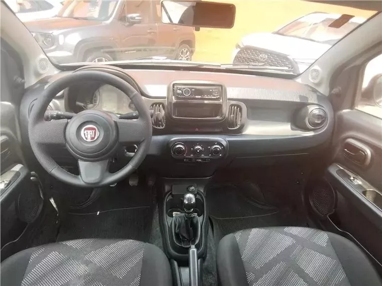 Fiat Mobi Branco 2