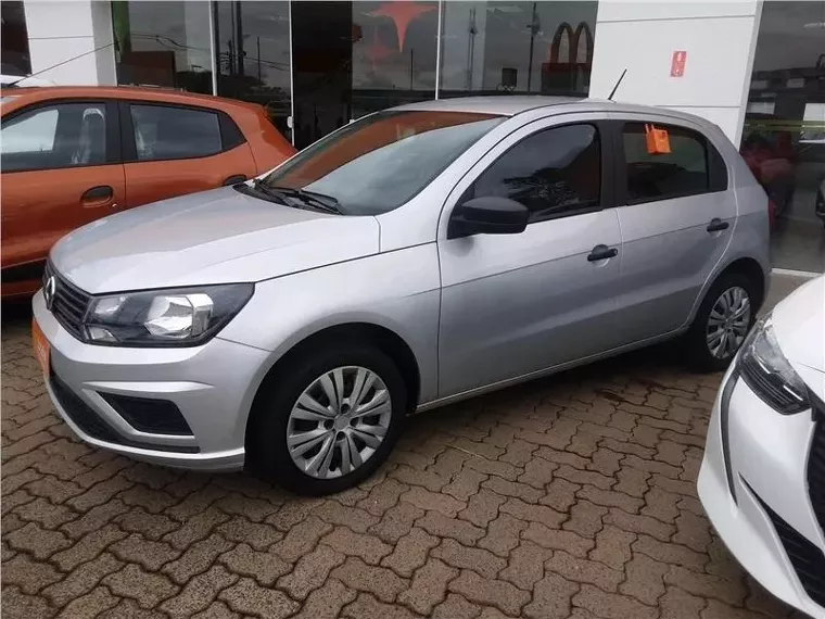 Volkswagen Gol Prata 3