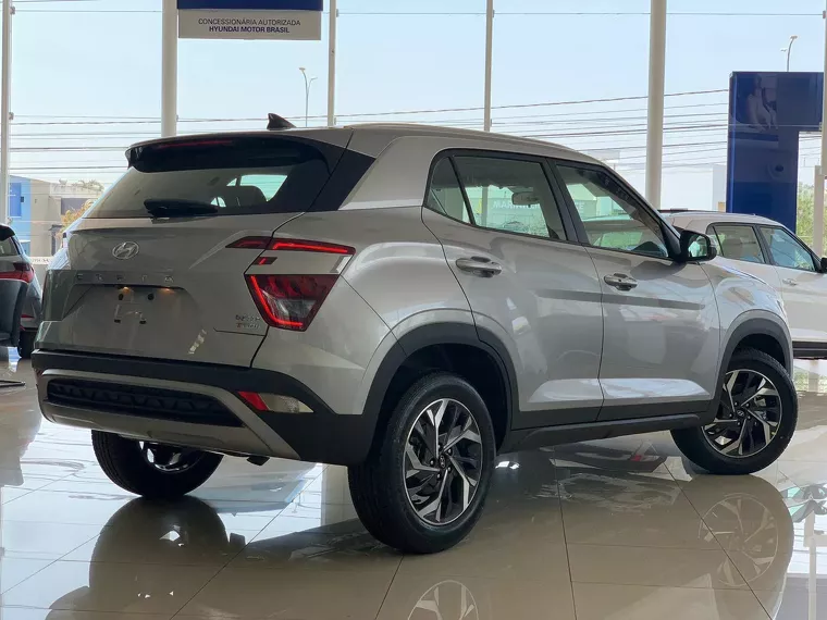 Hyundai Creta Prata 16